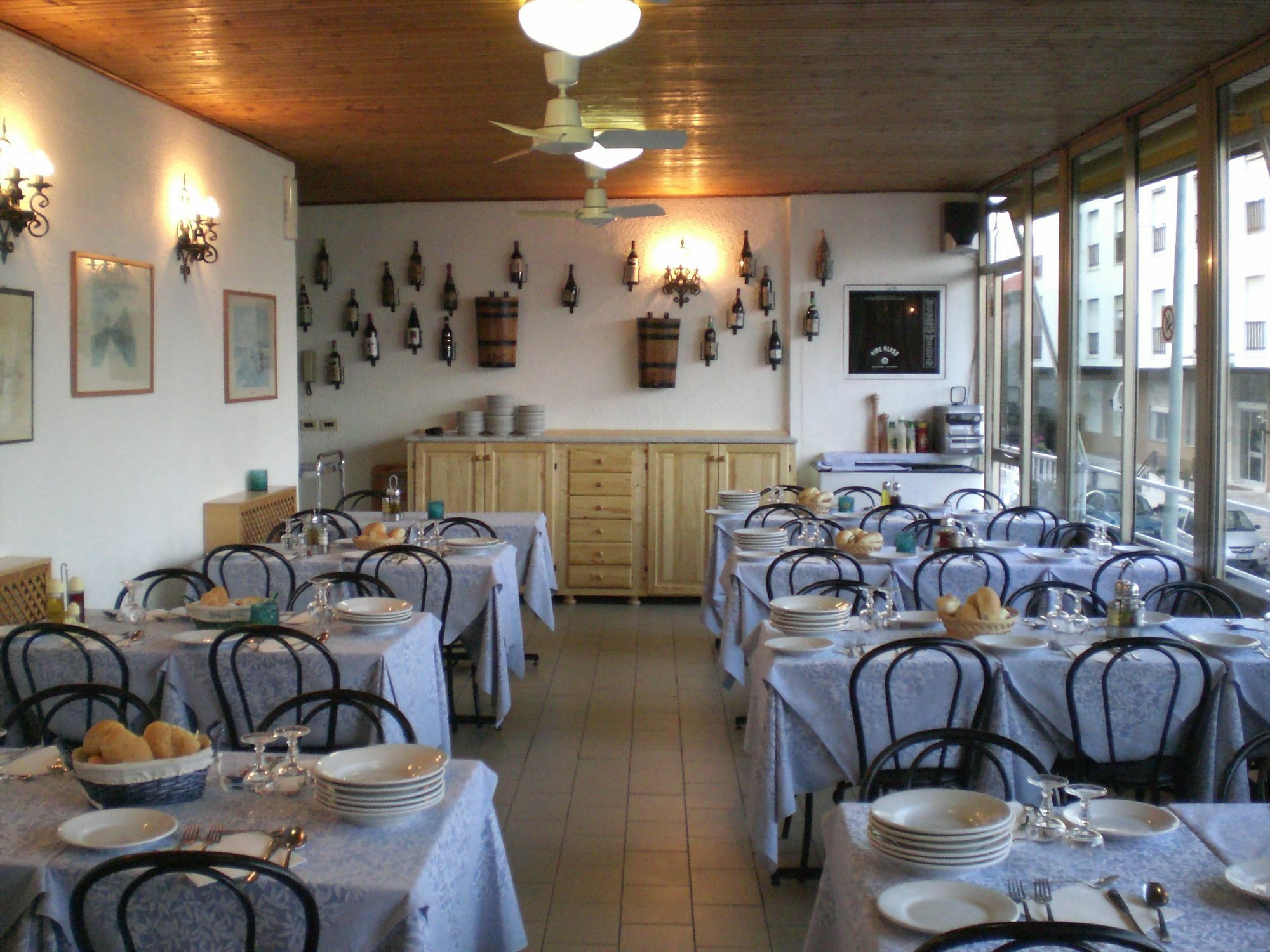 Hotel Nettuno Диано-Марина Экстерьер фото