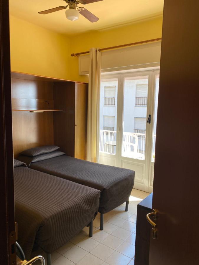 Hotel Nettuno Диано-Марина Экстерьер фото